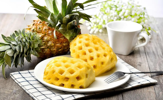 菠蘿吃起來是甜的還是酸的1