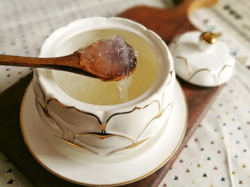 燕窩燉好后是脆的還是稀薄的3