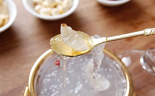 燕窩蒸好是什么樣子3