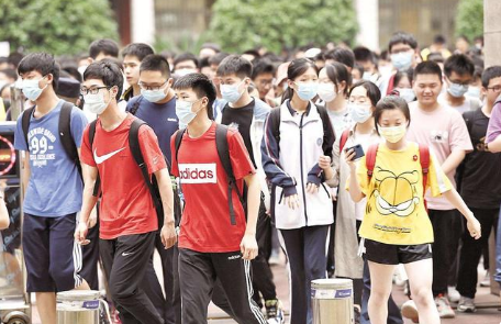 2022年高考是最容易的一年嗎1